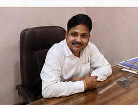 Shri Ramlakhan Shukla, Chairman