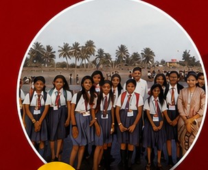 Faculty with senior batch